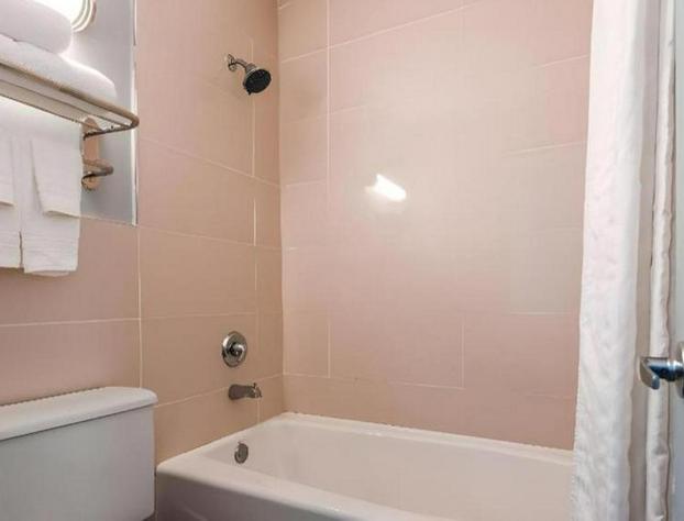 Quality Inn Jacksonville South hotel detail image 4