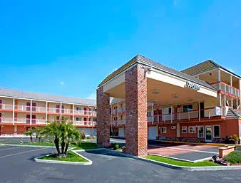 Motel 6 Fountain Valley, CA - Huntington Beach Area hotel detail image 3