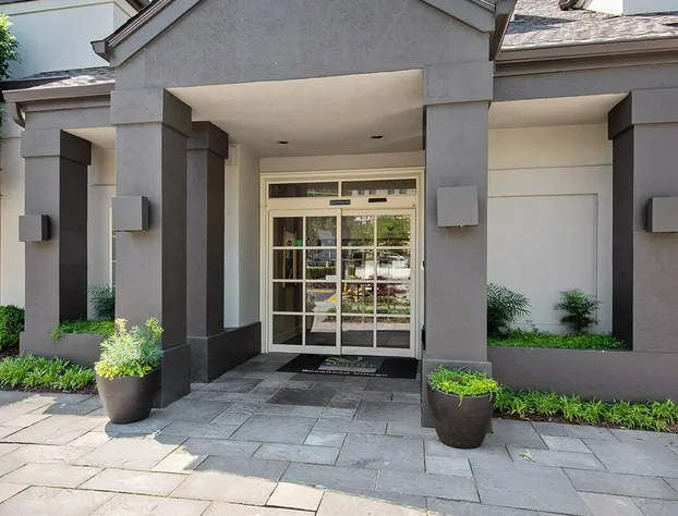 Quality Suites Atlanta Buckhead Village North hotel detail image 1
