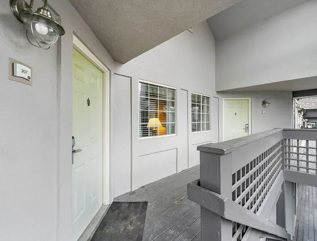 Quality Suites Atlanta Buckhead Village North hotel detail image 4
