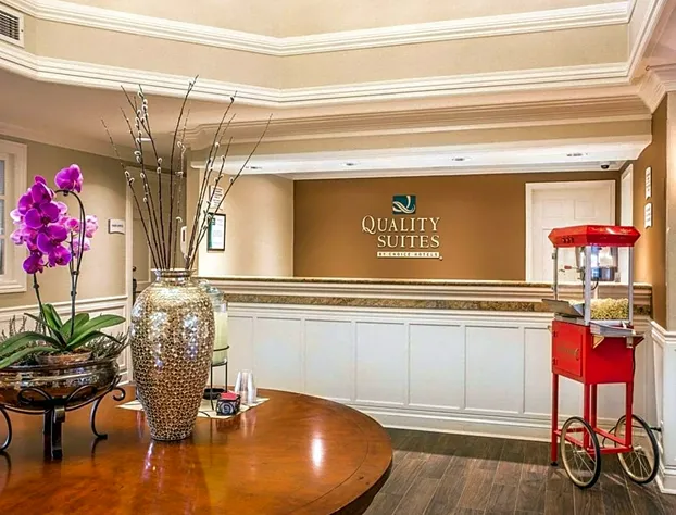 Quality Suites Atlanta Buckhead Village North hotel detail image 2