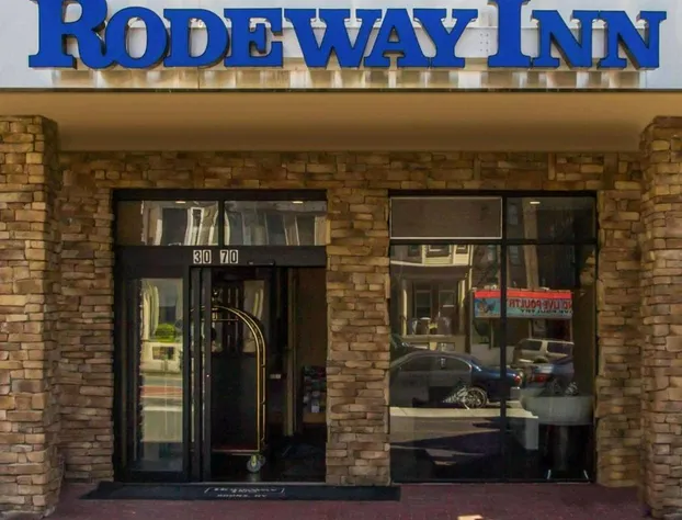 Rodeway Inn Bronx Zoo hotel detail image 4