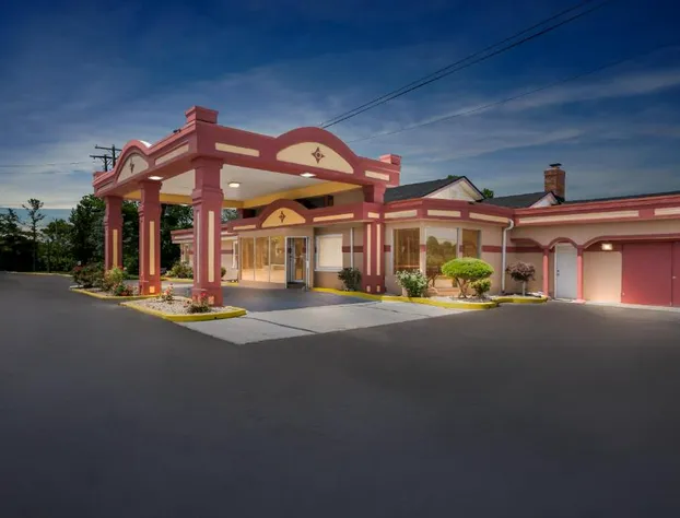 Americas Best Value Inn & Suites Williamstown hotel detail image 2