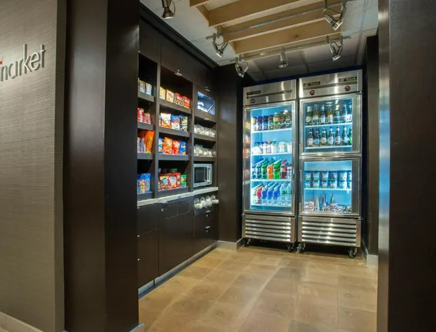 Courtyard by Marriott Raynham hotel detail image 3