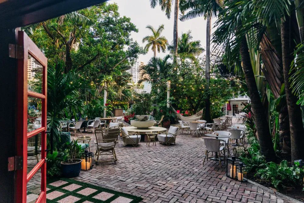 Freehand Miami hotel hero