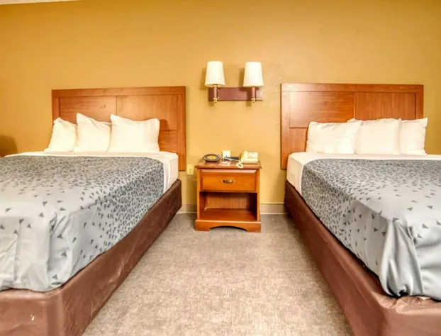 Econo Lodge Raleigh near Walnut Creek Amphitheatre hotel detail image 2