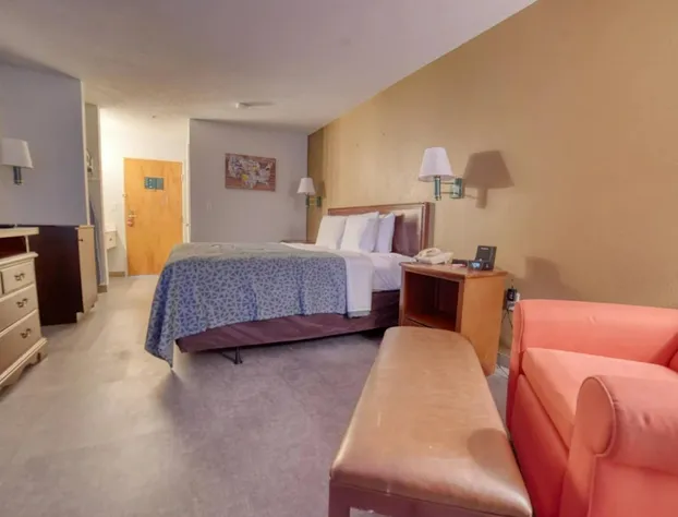 Econo Lodge Raleigh near Walnut Creek Amphitheatre hotel detail image 3