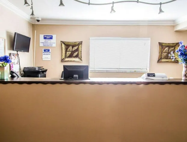 Rodeway Inn Apopka South hotel detail image 4