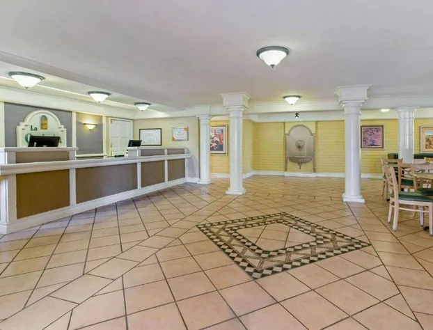 La Quinta by Wyndham Pinellas Park St Peterburg Clearwater hotel detail image 4