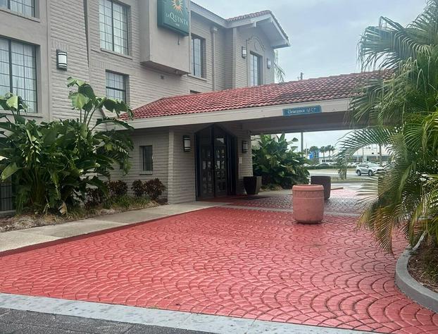 La Quinta Inn by Wyndham Tampa Bay Pinellas Park Clearwater hotel detail image 3