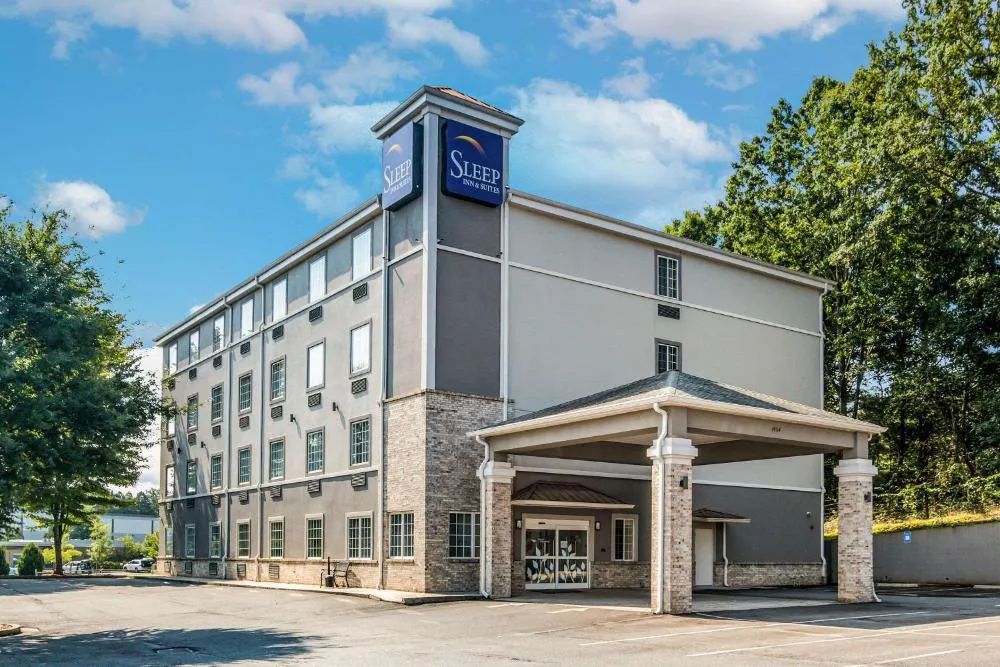 Sleep Inn and Suites at Kennesaw State University hotel hero