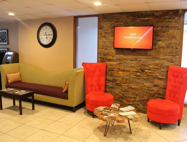 Clarion Inn & Suites Stroudsburg - Poconos hotel detail image 2