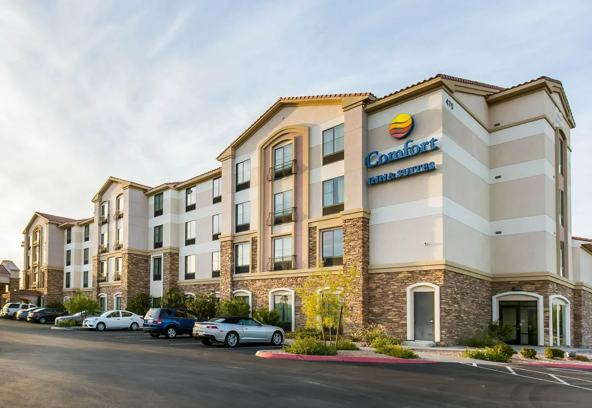 Comfort Inn & Suites Henderson - Las Vegas hotel hero