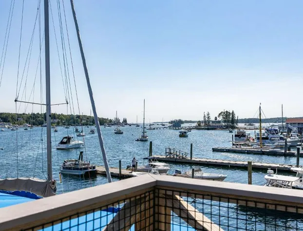 Fishermans Wharf Inn hotel detail image 4