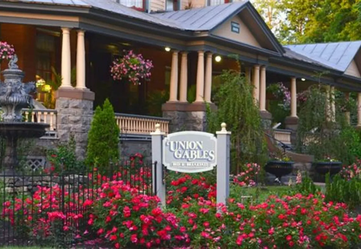 Union Gables Bed & Breakfast hotel hero
