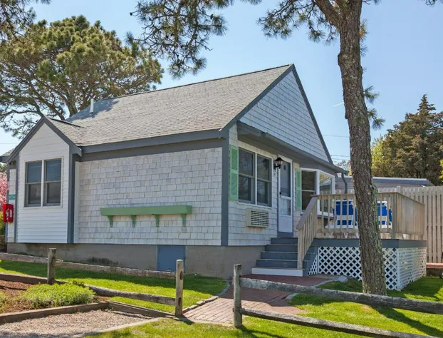 Green Harbor Resort hotel detail image 2