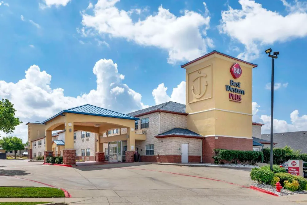 Best Western Plus Lake Worth Inn & Suites hotel hero