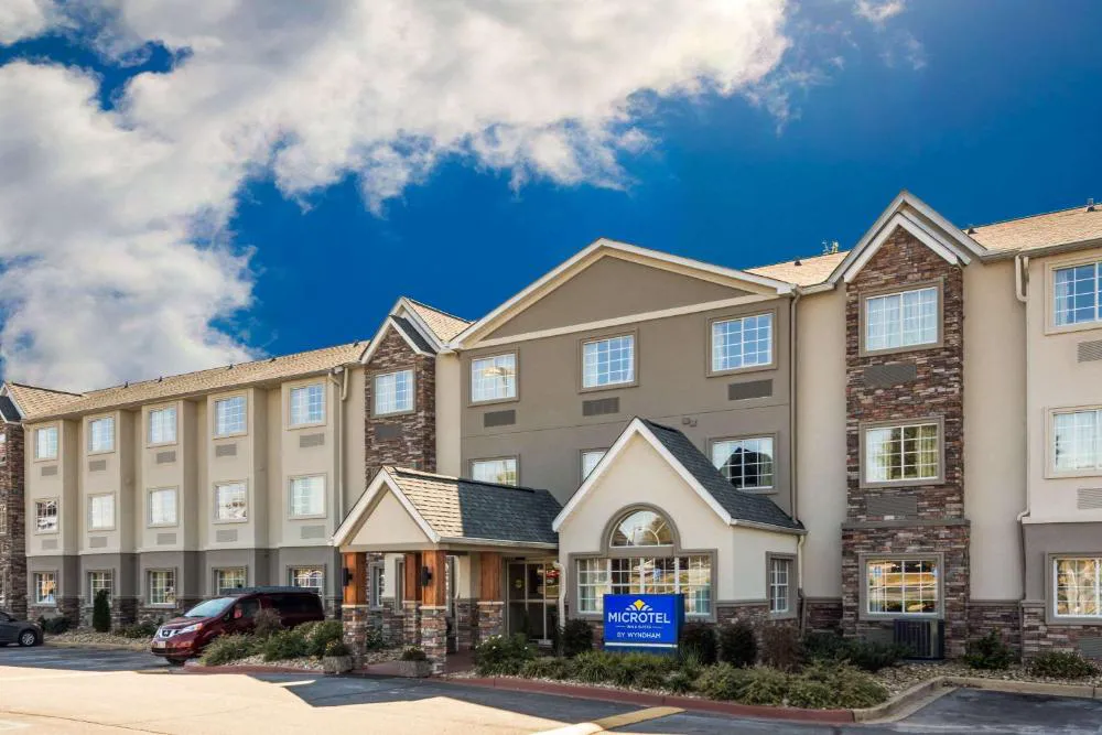 Microtel Inn & Suites by Wyndham Greenville / Woodruff Rd hotel hero