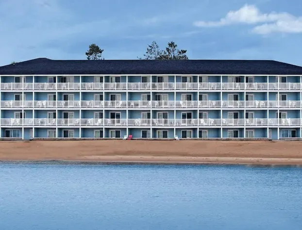 Fairview Beachfront Inn hotel detail image 1