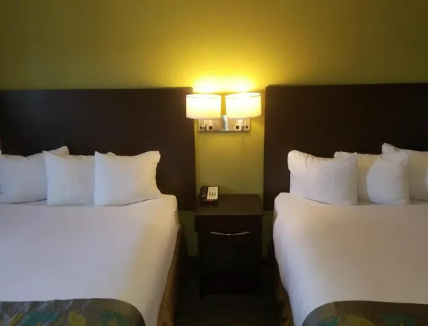 Baymont by Wyndham Eau Claire WI hotel detail image 4