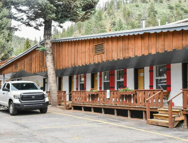 Alpine Lodge hotel detail image 3