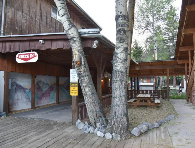 Alpine Lodge hotel detail image 4