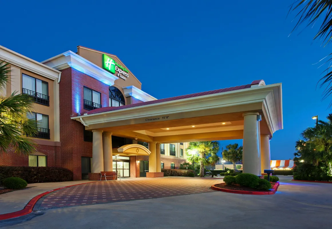 Holiday Inn Express Hotel & Suites Wharton by IHG hotel hero