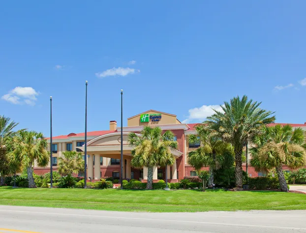 Holiday Inn Express Hotel & Suites Wharton by IHG hotel detail image 2