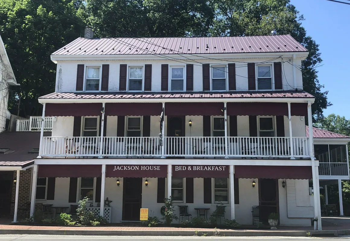 Jackson House B&B hotel hero