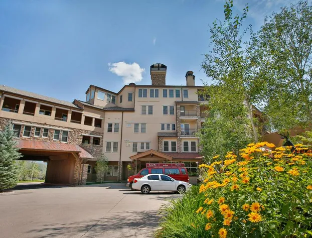 Woodrun Place Condominiums & Residences hotel detail image 4