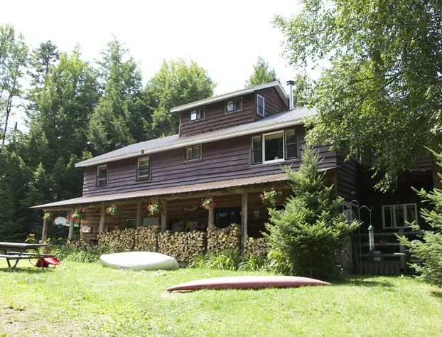 Kiwassa Lake Bed & Breakfast hotel detail image 2