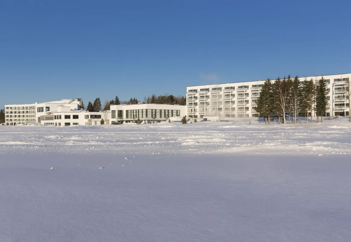 Esterel Resort hotel hero