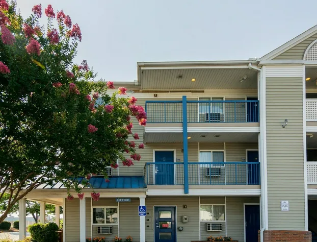 Motel 6 - Fayetteville, NC - Fort Liberty Area hotel detail image 2