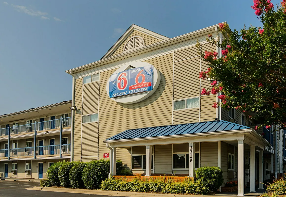 Motel 6 - Fayetteville, NC - Fort Liberty Area hotel hero
