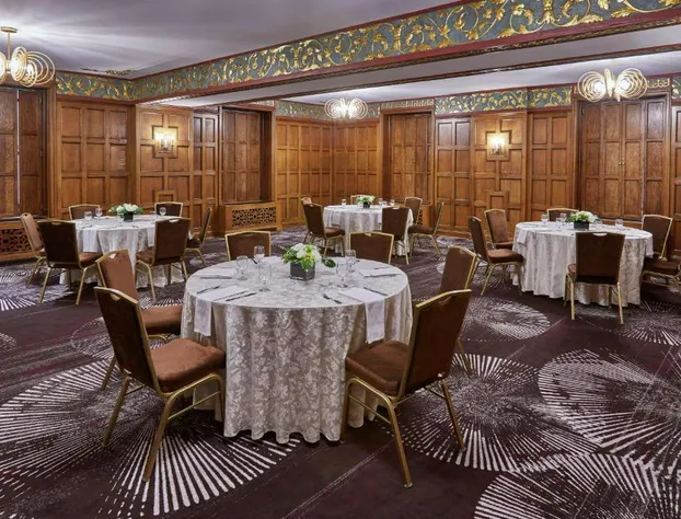 Hilton Milwaukee hotel detail image 3