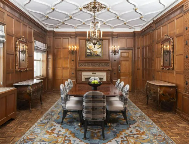 Hilton Milwaukee hotel detail image 4