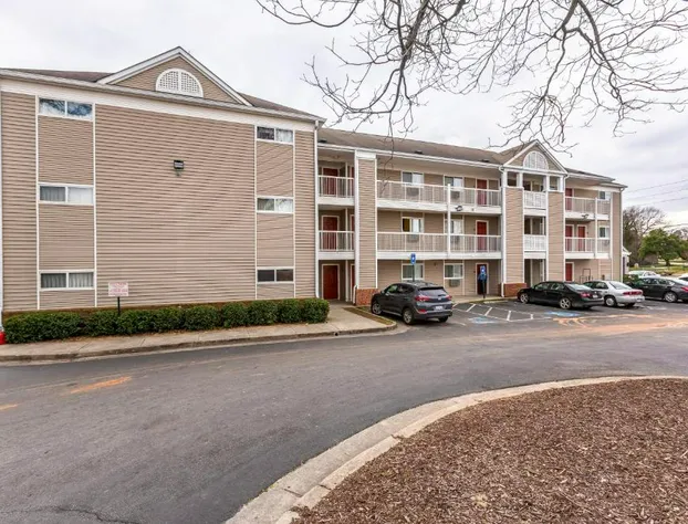 HomeTowne Studios By Red Roof Gainesville, GA hotel detail image 3