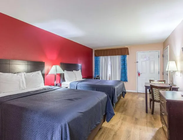 Quality Inn & Suites Bridge City/Orange hotel detail image 2