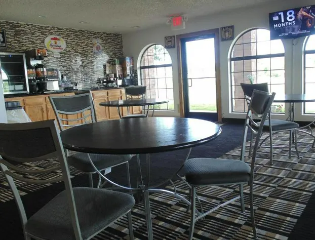 Super 8 by Wyndham Sapulpa/Tulsa Area hotel detail image 2