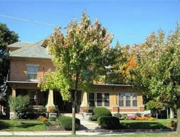 Walton Manor Inn Bed & Breakfast hotel detail image 2