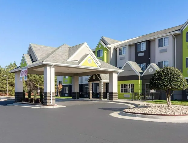 Quality Inn & Suites Ashland near Kings Dominion hotel detail image 2