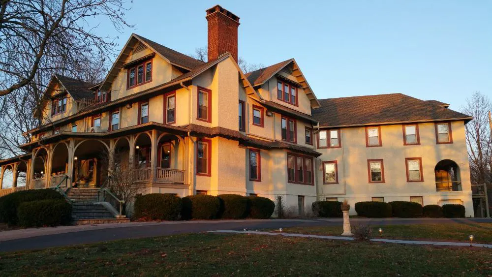 The Inn at Ragged Edge hotel hero