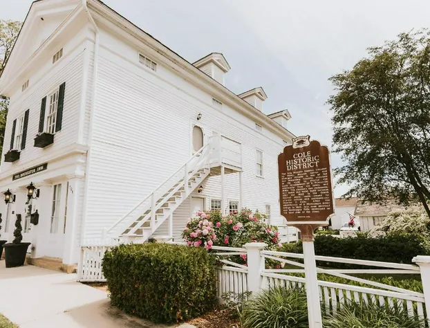 The Rochester Inn, A Historic Hotel hotel detail image 3