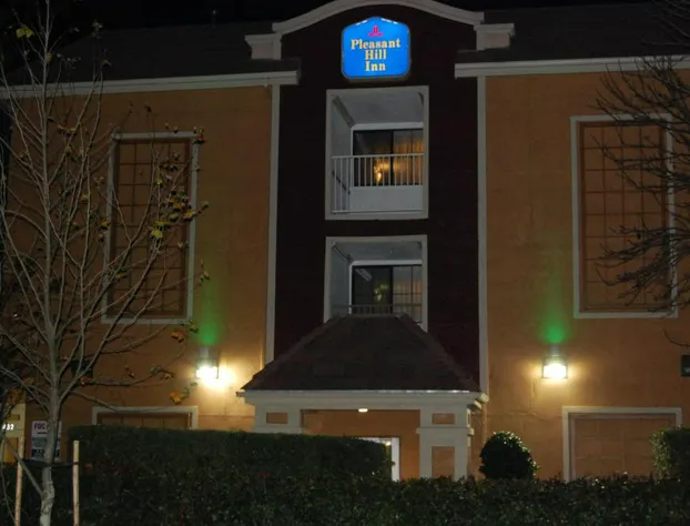 Pleasant Hill Inn hotel detail image 2