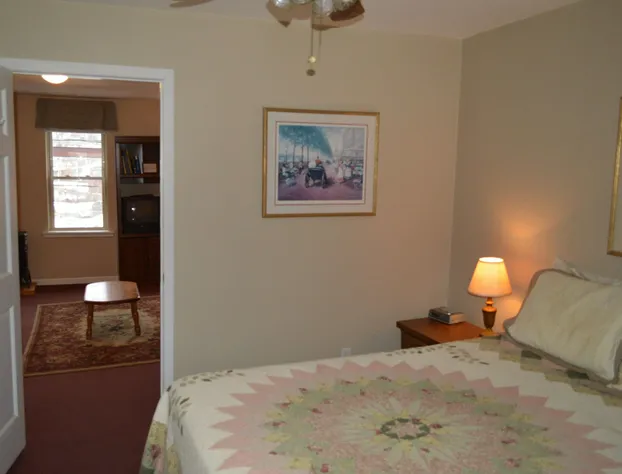 Canal Side Inn hotel detail image 3