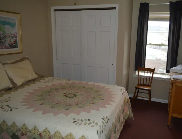 Canal Side Inn hotel detail image 4