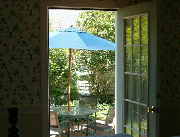 Whalewalk Inn and Spa hotel detail image 1