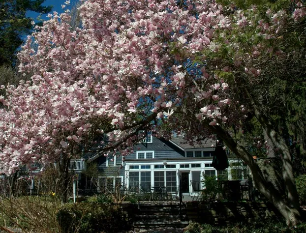 Buttermilk Falls Inn hotel detail image 3