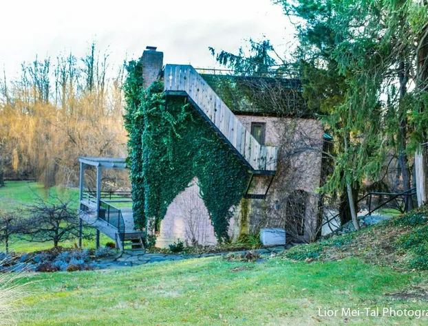 Buttermilk Falls Inn hotel detail image 1