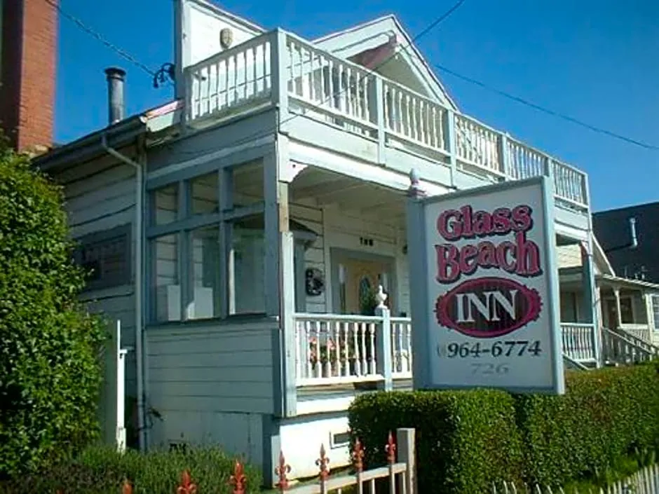 Glass Beach Inn hotel hero